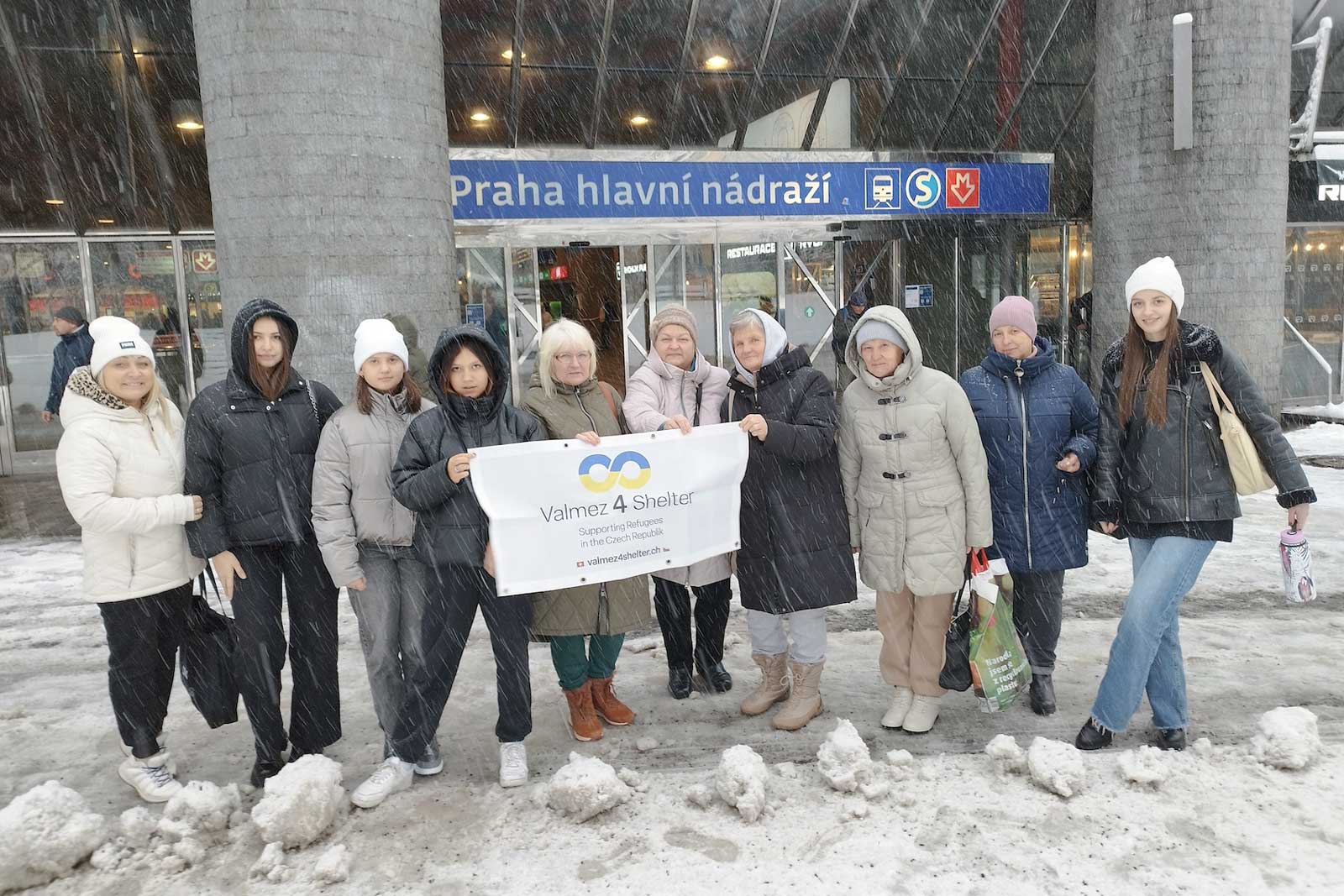 After more than a year in Valmez, a group of Ukrainian women visit the capital of their host country for the first time.